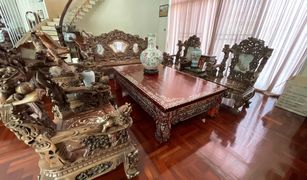 8 chambres Maison a vendre à Bang Khun Thian, Bangkok 