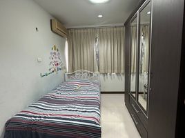 2 Schlafzimmer Appartement zu vermieten im Saranjai Mansion, Khlong Toei