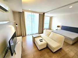 1 Bedroom Condo for rent at Liv At 49, Khlong Tan Nuea