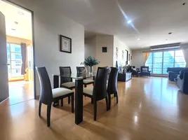 3 Schlafzimmer Wohnung zu vermieten im Citi Smart Condominium, Khlong Toei