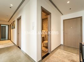 2 Bedroom Apartment for sale at Stella Maris, Dubai Marina