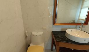 2 Bedrooms Condo for sale in Khlong Tan Nuea, Bangkok The Bangkok Sukhumvit 61