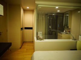 1 Bedroom Condo for sale at Via Botani, Khlong Tan Nuea