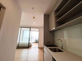 1 Bedroom Condo for sale at Noble Revo Silom, Si Lom