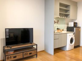 Studio Condo for rent at Noble Revo Silom, Si Lom