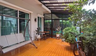 3 Bedrooms House for sale in Dokmai, Bangkok Casa Premium Wongwaen - Onnut