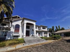 8 Bedroom Villa for sale at Sin Kao Village, Nong Bon