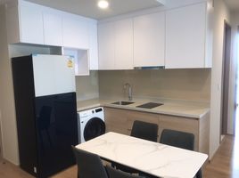 2 Bedroom Apartment for rent at Noble Around Sukhumvit 33, Khlong Tan Nuea