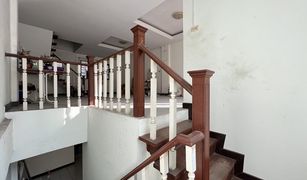 ขายทาวน์เฮ้าส์ 3 ห้องนอน ใน สวนหลวง, กรุงเทพมหานคร บ้านกรองทอง พัฒนาการ