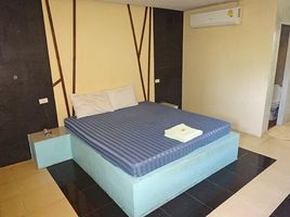 28 Bedroom Hotel for sale in Thailand, Thanyaburi, Pathum Thani, Thailand