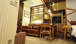 Studio Wohnung zu verkaufen in Si Phraya, Bangkok Ashton Chula-Silom