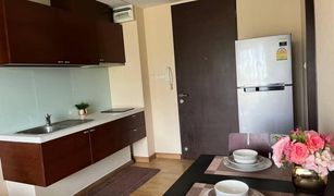 2 Bedrooms Condo for sale in Phlapphla, Bangkok J.W. Boulevard Srivara