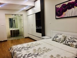 2 Bedroom Apartment for rent at Discovery Complex, Dich Vong, Cau Giay, Hanoi