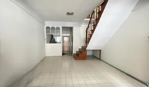 Таунхаус, 2 спальни на продажу в Talat Khwan, Нонтабури 