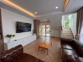 4 Schlafzimmer Villa zu vermieten im Supalai Ville Chiang Mai, Chai Sathan, Saraphi, Chiang Mai