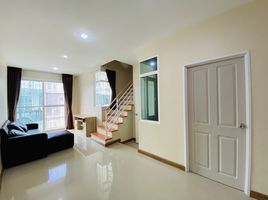 3 Schlafzimmer Reihenhaus zu verkaufen im Golden Town 2 Pinklao-Charansanitwong, Bang Kruai, Bang Kruai, Nonthaburi, Thailand