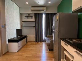 1 Bedroom Condo for rent at Fuse Sathorn-Taksin, Bang Lamphu Lang, Khlong San, Bangkok