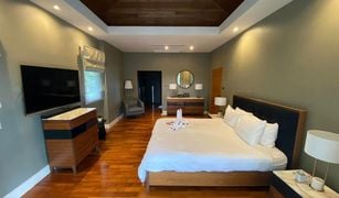 4 Bedrooms Villa for sale in Rawai, Phuket 