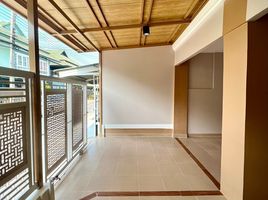 3 Bedroom Townhouse for sale at Baan Pruksa 12 Rangsit-Khlong 3, Khlong Sam, Khlong Luang, Pathum Thani