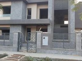 5 Bedroom Villa for sale at New Giza, Cairo Alexandria Desert Road, 6 October City, Giza