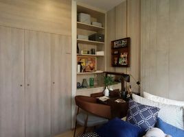 2 Bedroom Condo for sale at Metris Pattanakarn - Ekkamai, Suan Luang