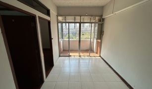 Кондо, 2 спальни на продажу в Khlong Toei Nuea, Бангкок Ruenrudee Condominium