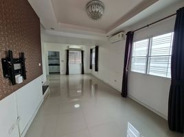 3 Bedroom Townhouse for sale at Baan Pruksa 63 , Bang Kadi