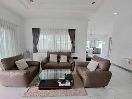 3 Schlafzimmer Villa zu verkaufen im Emerald Scenery, Thap Tai, Hua Hin