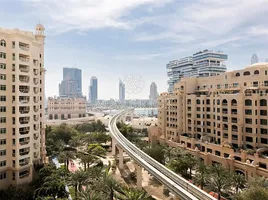 2 Bedroom Condo for sale at Al Hamri, Shoreline Apartments, Palm Jumeirah, Dubai