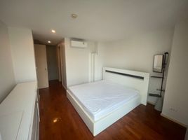 2 Schlafzimmer Appartement zu vermieten im Siri On 8, Khlong Toei