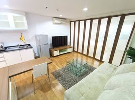 1 Schlafzimmer Wohnung zu vermieten im Serene Place Sukhumvit 24, Khlong Tan