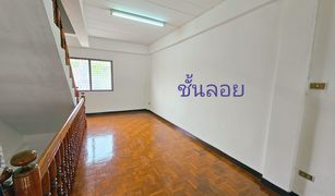 2 Bedrooms Shophouse for sale in Rim Ping, Lamphun 