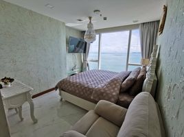 2 Bedroom Apartment for sale at The Palm Wongamat, Na Kluea