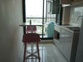 1 спален Кондо в аренду в Life Sukhumvit 48, Phra Khanong