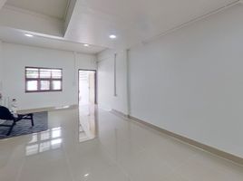 在Moo Baan Srianan Town House 出售的2 卧室 联排别墅, Fa Ham, 孟清迈, 清迈