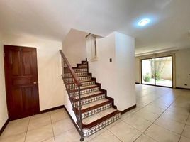 3 Schlafzimmer Appartement zu vermieten im House in Condominium for Rent 3 Bedrooms Santa Ana, Santa Ana, San Jose, Costa Rica