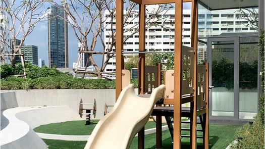 Fotos 1 of the Outdoor Kids Zone at La Citta Delre Thonglor 16