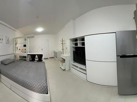 Studio Apartment for rent at Supalai City Resort Ratchada-Huaykwang, Huai Khwang