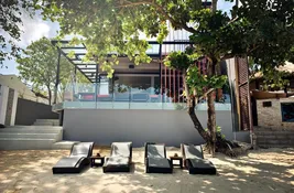 6 bedroom Hotel for sale in Surat Thani, Thailand