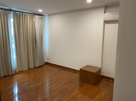 2 спален Кондо в аренду в Baan Siri Sathorn, Thung Mahamek