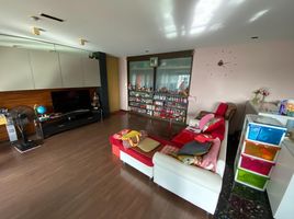 Studio Wohnung zu verkaufen im Centurion Park, Sam Sen Nai