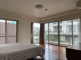 3 Schlafzimmer Appartement zu vermieten im Baan Sukhumvit 14, Khlong Toei