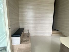 Studio Retail space for rent at 39 Boulevard Executive Residence, Khlong Tan Nuea