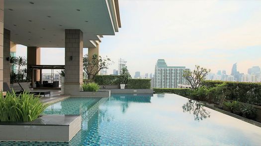 รูปถ่าย 1 of the Communal Pool at แคปปิตอล เรสซิเดนซ์