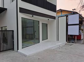 144 m² Office for rent in Bang Waek, Phasi Charoen, Bang Waek