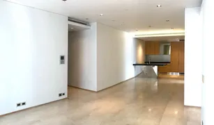 曼谷 Si Lom Saladaeng Residences 2 卧室 公寓 售 