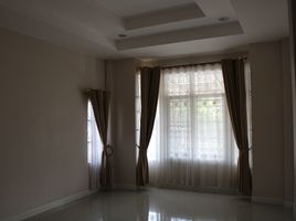 3 Schlafzimmer Villa zu verkaufen im Censiri Home by Sirisa , Nong Pla Lai, Pattaya