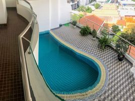 3 Bedroom Condo for rent at Le Raffine Sukhumvit 24, Khlong Tan, Khlong Toei