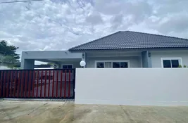 Buy 3 bedroom วิลล่า at in ชลบุรี, ไทย