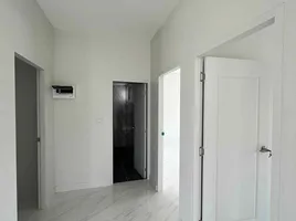 3 Bedroom House for sale at Baan Klang Muang 88, Thap Tai